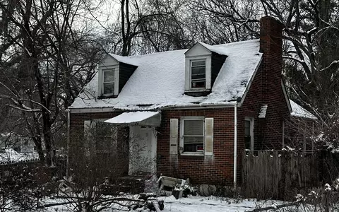 1812 10th St NW, Roanoke, VA 24012