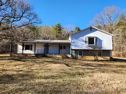 3875 Upper Craigs Creek Rd, Catawba, VA 24070