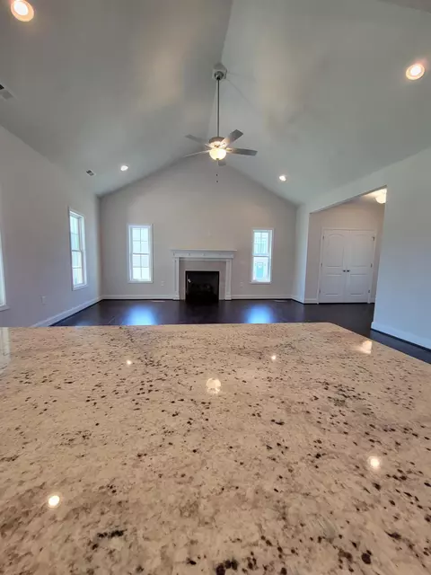 114 Simms Blvd, Salem, VA 24153 photo 4