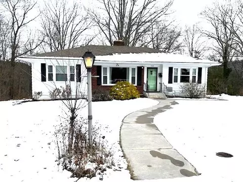 848 Lou Ave, Clifton Forge, VA 24422