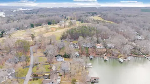 View/Area - 508 Anchor Dr, Moneta, VA 24121 photo 11 of 26