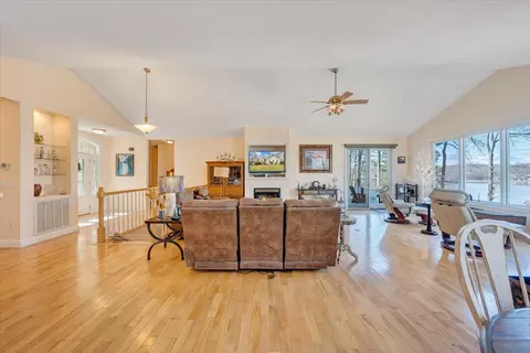 Kitchen - 508 Anchor Dr, Moneta, VA 24121 photo 1 of 7