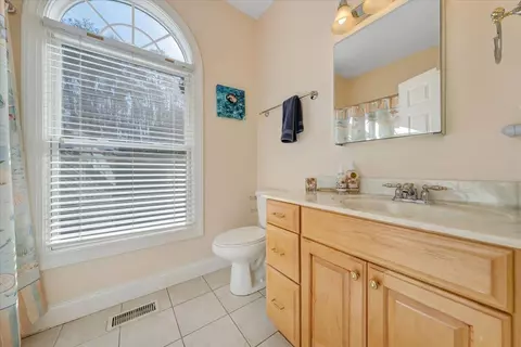Bath - 508 Anchor Dr, Moneta, VA 24121 photo 1 of 4