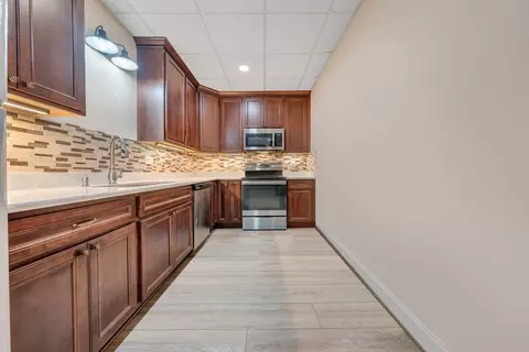 Kitchen - 508 Anchor Dr, Moneta, VA 24121 photo 7 of 7