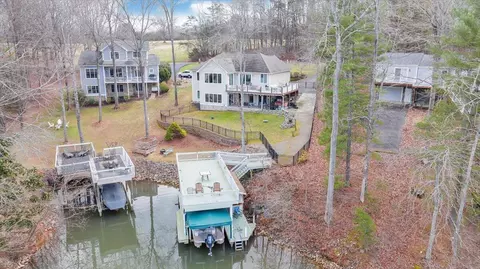 View/Area - 508 Anchor Dr, Moneta, VA 24121 photo 8 of 26