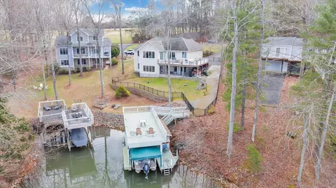 View/Area - 508 Anchor Dr, Moneta, VA 24121 photo 1 of 26