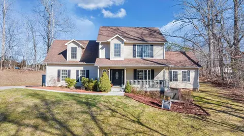 168 Stone Coal Rd, Troutville, VA 24175