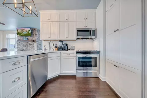 1245 Graves Harbor Trl #218, Huddleston, VA 24104