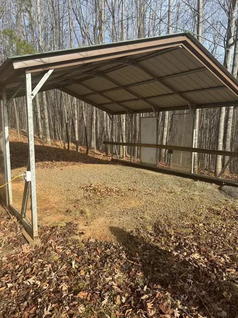 1069 Shortcut Dr, Woolwine, VA 24185 photo 4