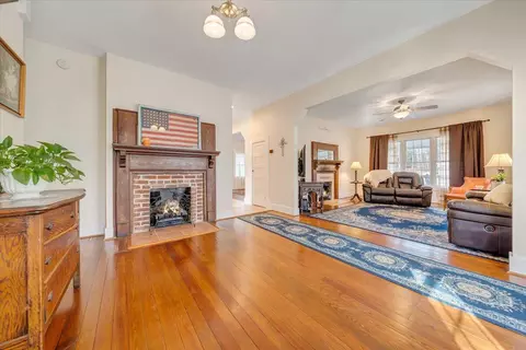 Living - 11923 Franklin St, Ferrum, VA 24088 photo 6 of 10