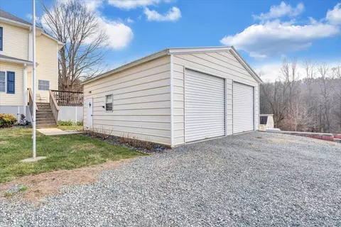 Exterior - 11923 Franklin St, Ferrum, VA 24088 photo 15 of 18