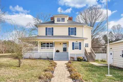 Exterior - 11923 Franklin St, Ferrum, VA 24088 photo 5 of 18