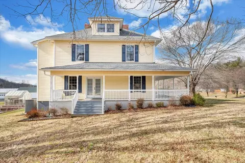 Exterior - 11923 Franklin St, Ferrum, VA 24088 photo 2 of 18