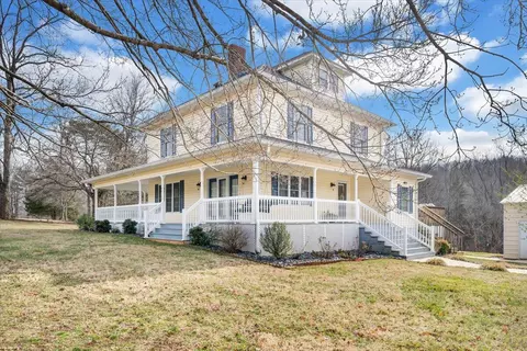 Exterior - 11923 Franklin St, Ferrum, VA 24088 photo 8 of 18