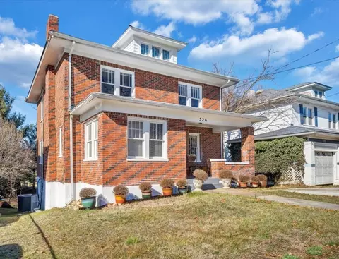 326 Forest Hill Ave NE, Roanoke, VA 24012