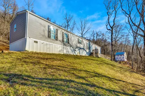 309 Willowridge Dr, Thaxton, VA 24174