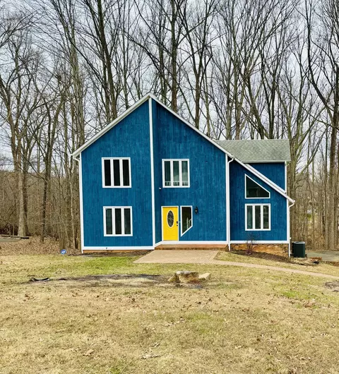 283 Pioneer Trl, Collinsville, VA 24078