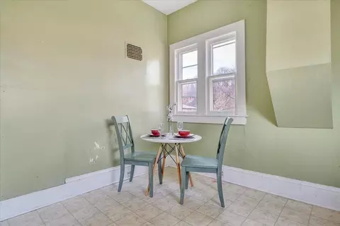 Dining - 210 Front Ave, Salem, VA 24153 photo 1 of 1