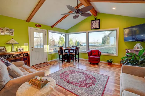 920 Oldfield Rd, Moneta, VA 24121 photo 19