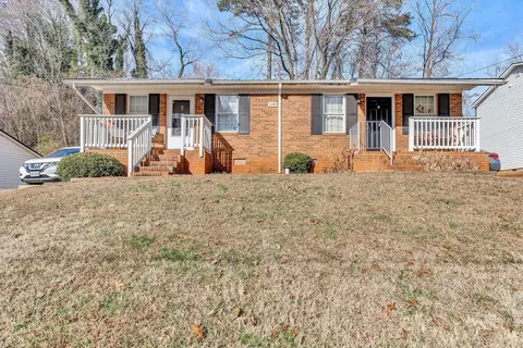 1108 Drewry Rd, Martinsville, VA 24112