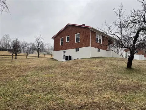 5289 Forge Rd, Glasgow, VA 24555 photo 2