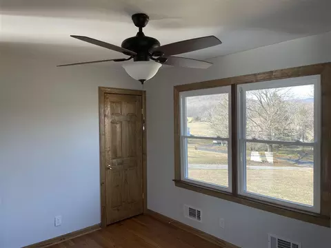 5289 Forge Rd, Glasgow, VA 24555 photo 25