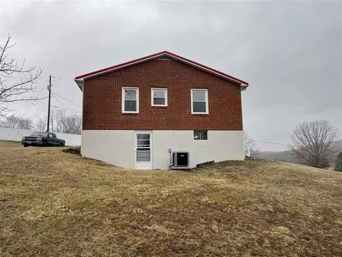 5289 Forge Rd, Glasgow, VA 24555 photo 4