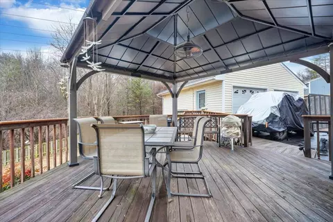 Exterior - 5642 Legate Dr, Roanoke, VA 24019 photo 11 of 16