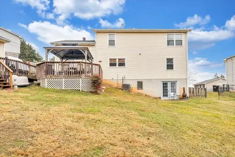 Exterior - 5642 Legate Dr, Roanoke, VA 24019 photo 15 of 16