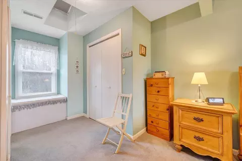 Bedroom - 5642 Legate Dr, Roanoke, VA 24019 photo 3 of 6