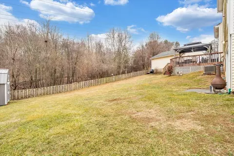 Exterior - 5642 Legate Dr, Roanoke, VA 24019 photo 3 of 16