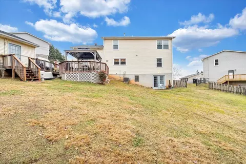 Exterior - 5642 Legate Dr, Roanoke, VA 24019 photo 14 of 16