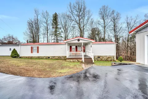 706 Telegraph Rd, Henry, VA 24102 photo 3