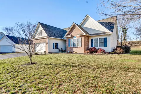 1205 Turner St, Salem, VA 24153