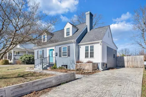 124 Fugate Rd NE, Roanoke, VA 24012