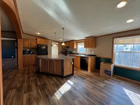 103 Haskins St, Goodview, VA 24095 photo 9