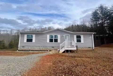 2940 Hardy Rd, Hardy, VA 24101