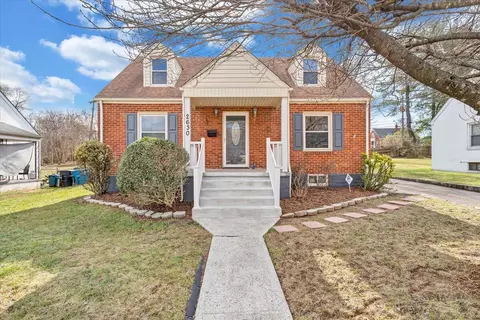 2630 Edgewood St SW, Roanoke, VA 24015