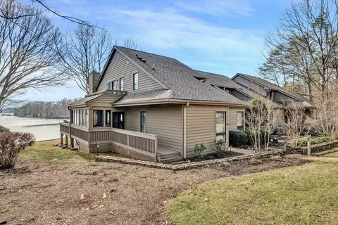 228 Monoacan Trl, Huddleston, VA 24104