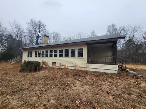 1617 Navigation Point Rd, Goodview, VA 24095