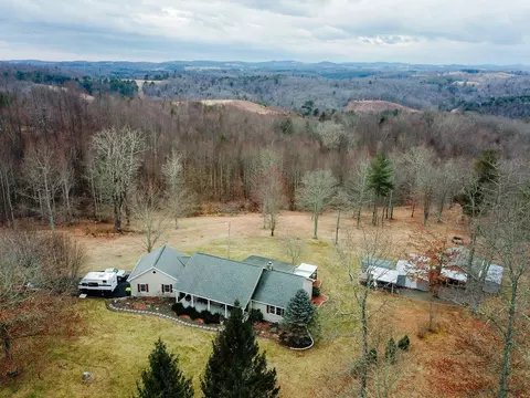View/Area - 987 Nursery Rd, Laurel Fork, VA 24352 photo 3 of 4