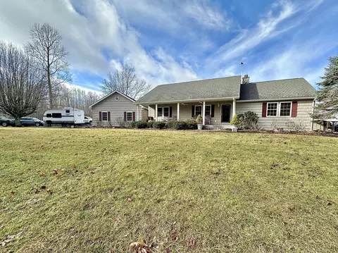Exterior - 987 Nursery Rd, Laurel Fork, VA 24352 photo 22 of 29