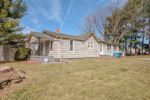 1527 20th St NE, Roanoke, VA 24012