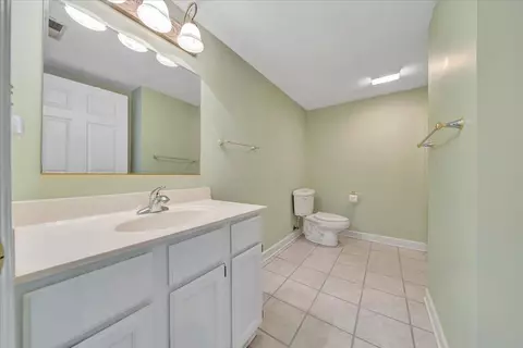 Bath - 1671 Quail Dr, Goodview, VA 24095 photo 5 of 5