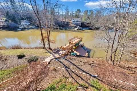 View/Area - 1671 Quail Dr, Goodview, VA 24095 photo 4 of 14