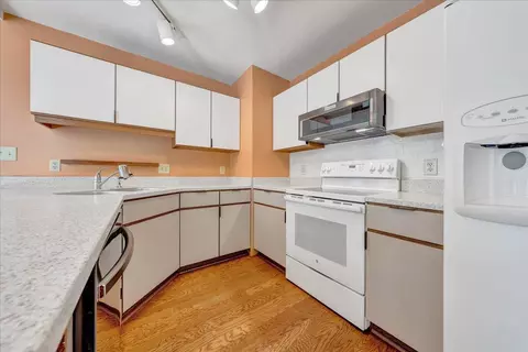 Kitchen - 1671 Quail Dr, Goodview, VA 24095 photo 4 of 5