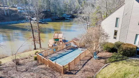 View/Area - 1671 Quail Dr, Goodview, VA 24095 photo 2 of 14