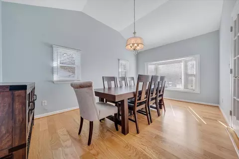 Dining - 6923 Brookview Rd, Roanoke, VA 24019 photo 3 of 3