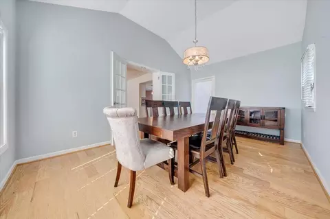 Dining - 6923 Brookview Rd, Roanoke, VA 24019 photo 2 of 3