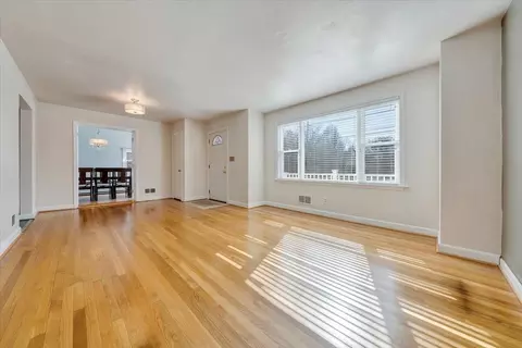 Living - 6923 Brookview Rd, Roanoke, VA 24019 photo 1 of 1